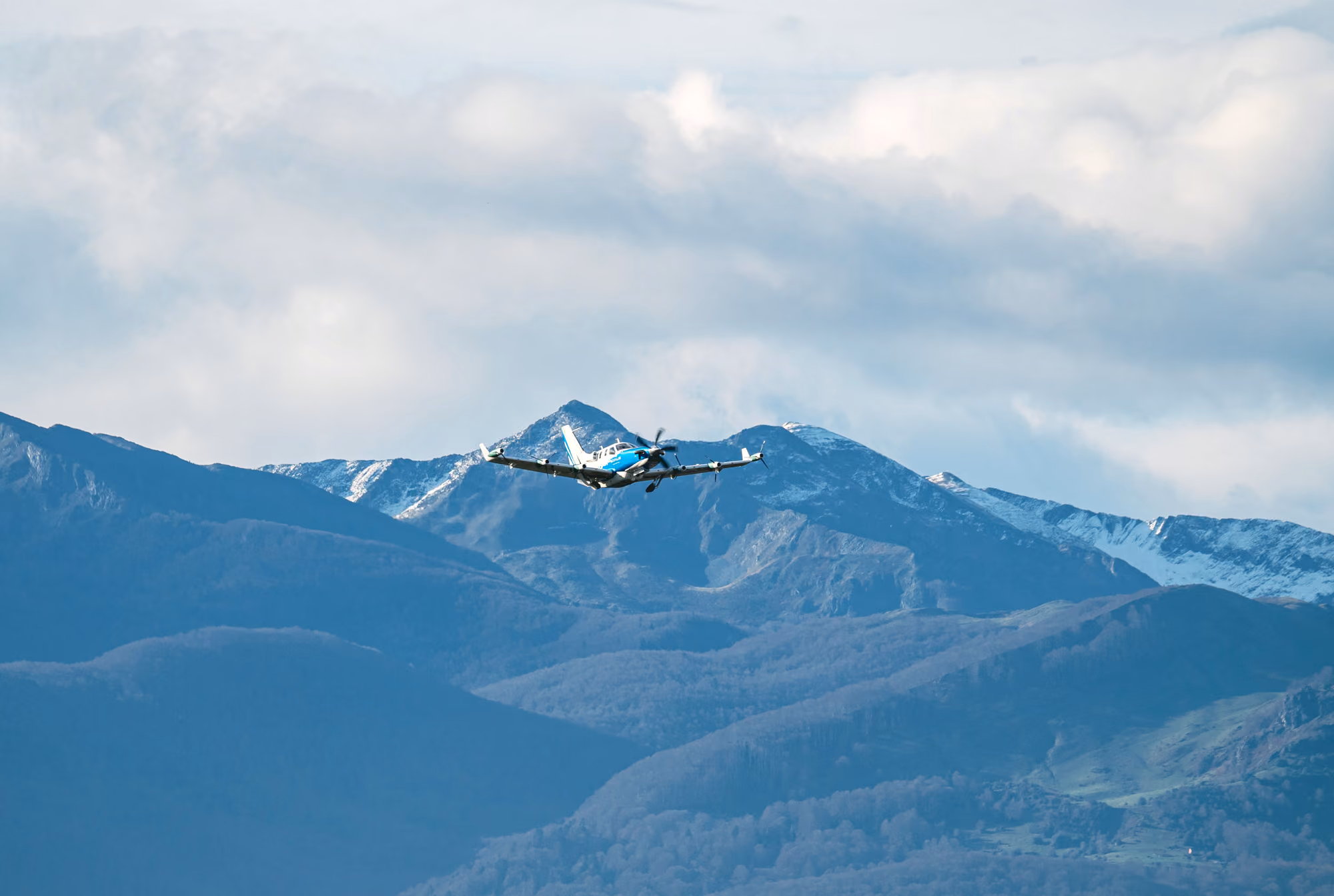 Airbus's Hybrid Aircraft EcoPulse Takes Flight: A Leap Towards Sustainable Aviation