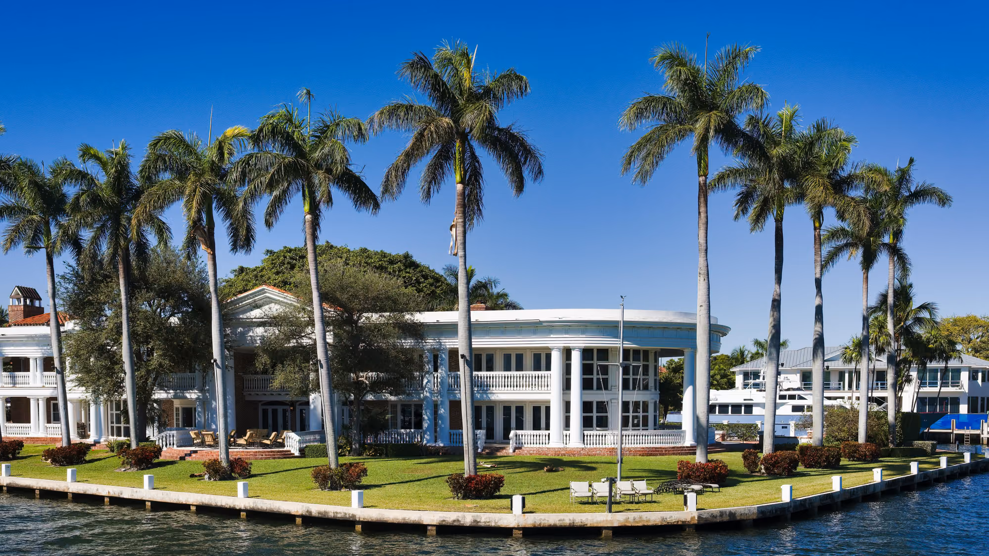 Private Jet Travel Fuels Florida’s Luxury Real Estate Boom